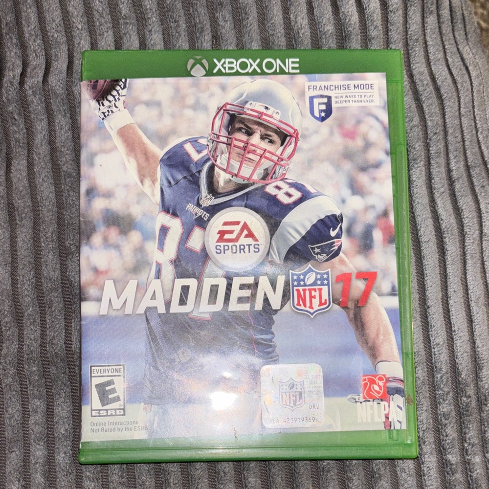 Madden NFL 17 for Xbox One - Green Case
